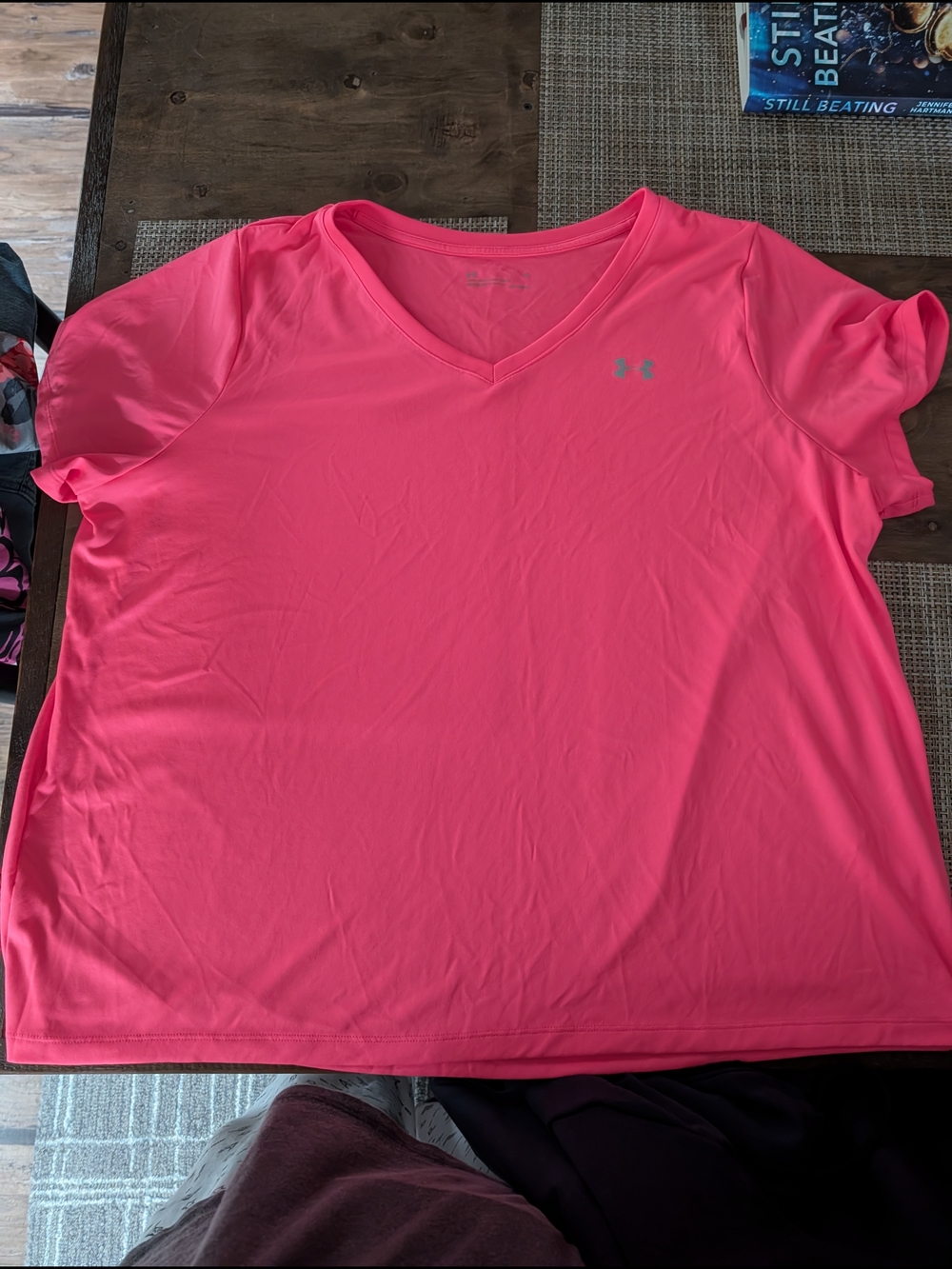 Under Armour Women’s V-Neck Short Sleeve Top - Bright Pink